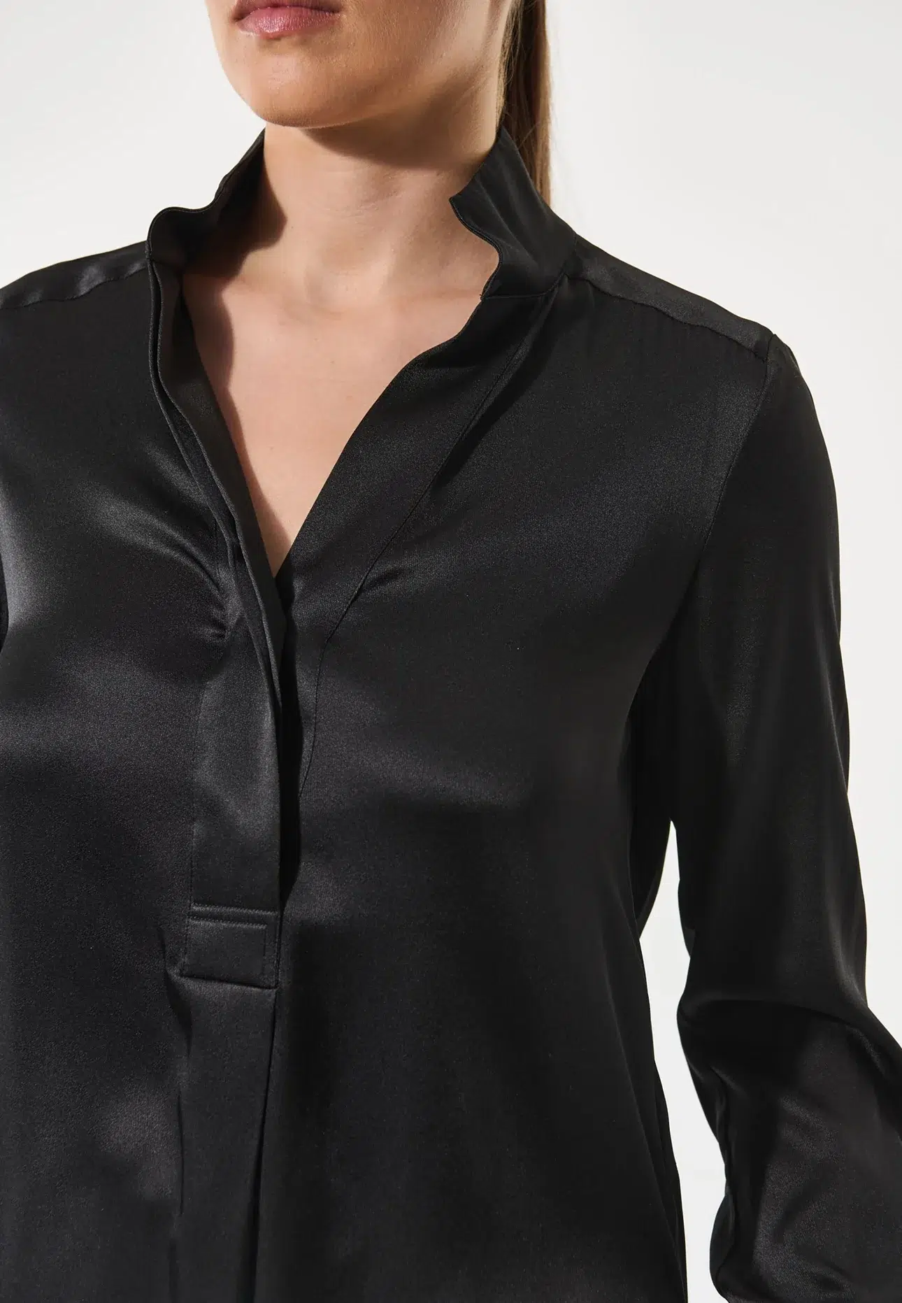 Dea Kudibal Bluse “NateDEA Black” – Bild 2