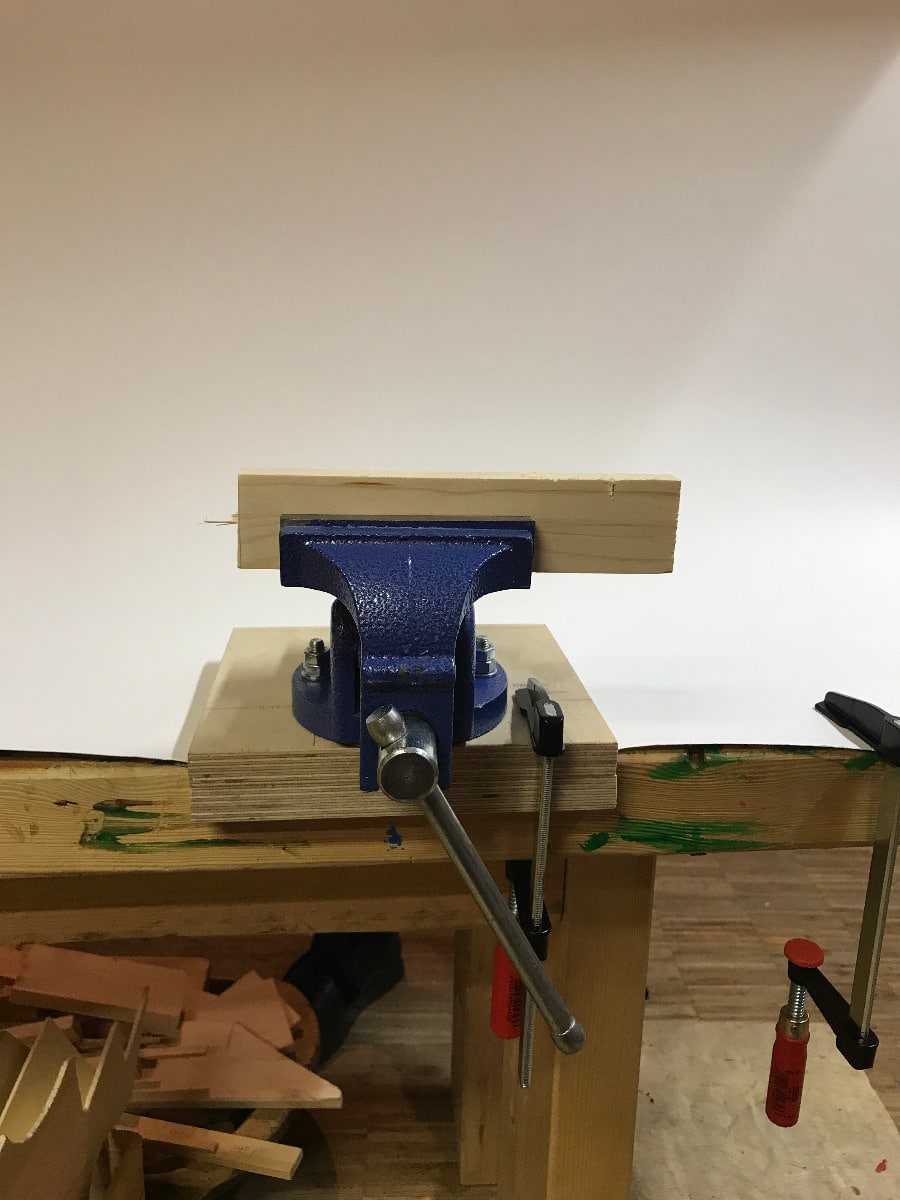 Schraubstock mit Holzsockel – Bild 8